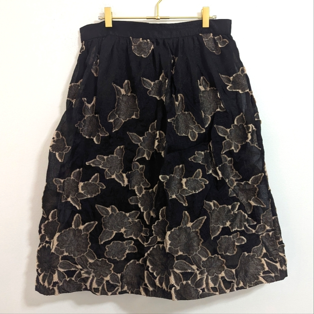 H&M Size 12 Elegant Black Sheet‎ Floral Lined Skirt